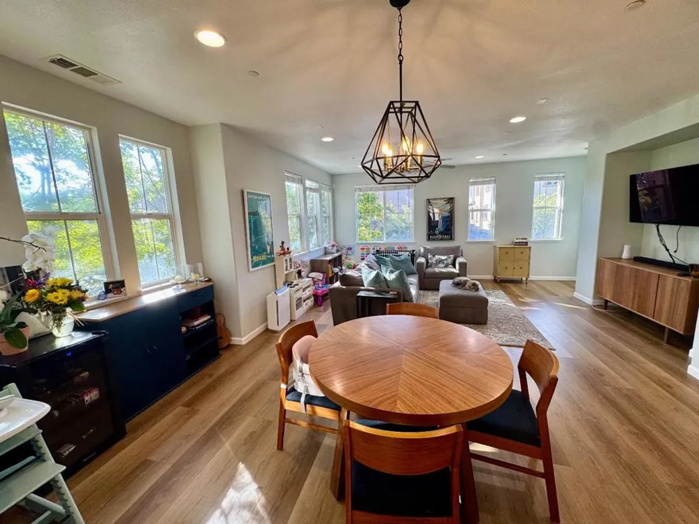 632 Moss Way Hayward, CA 94541