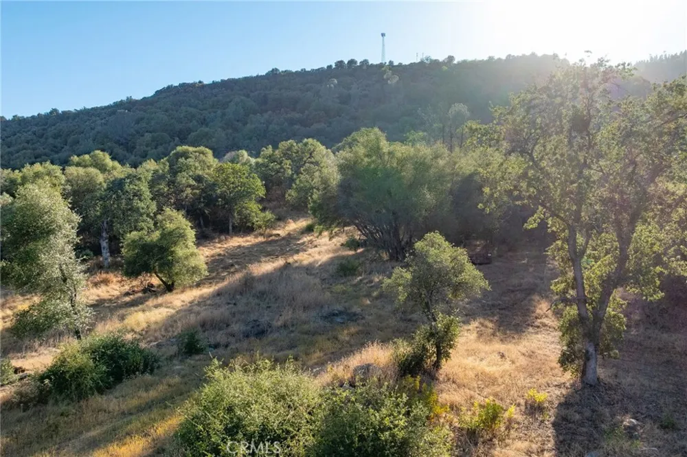 HWY 41 Oakhurst, CA 93644