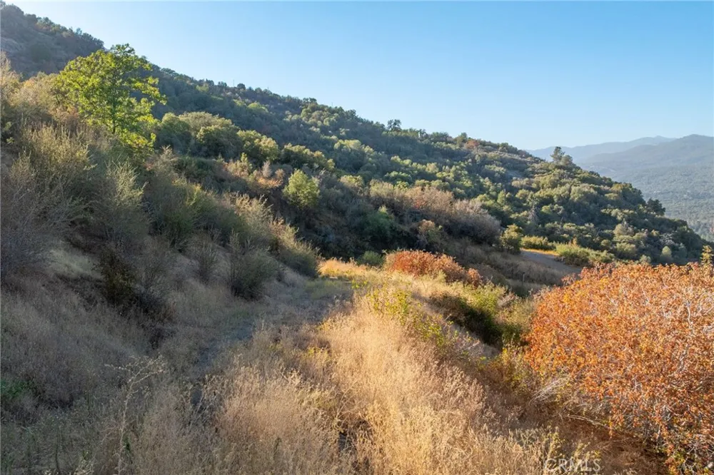 HWY 41 Oakhurst, CA 93644