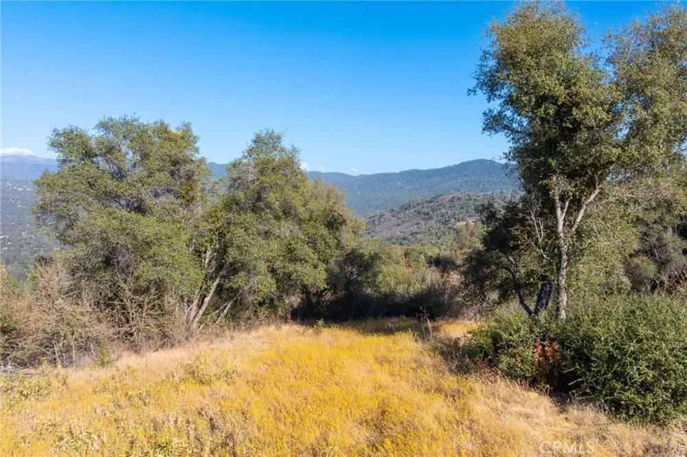 HWY 41 Oakhurst, CA 93644