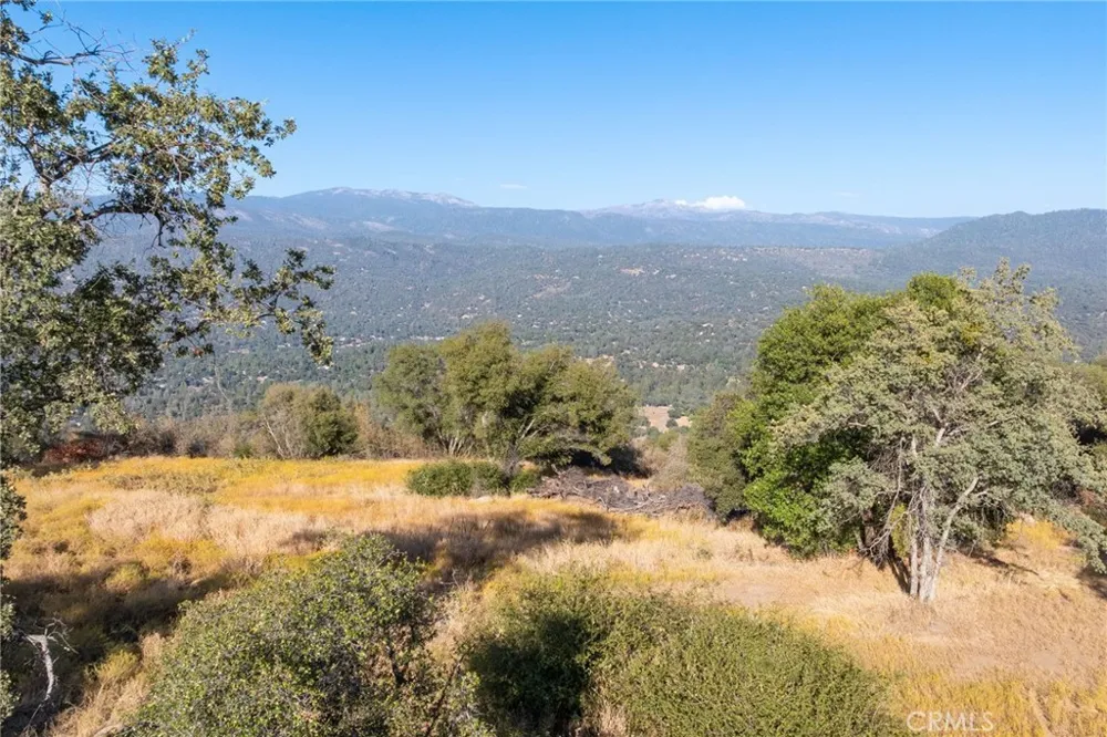 HWY 41 Oakhurst, CA 93644