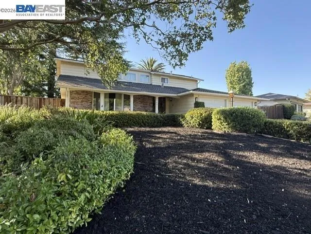 1564 Harlan Dr Danville, CA 94526