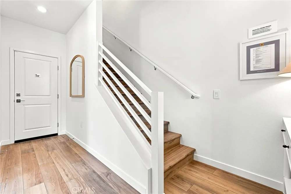 27604 Barefoot Place Valencia, CA 91381