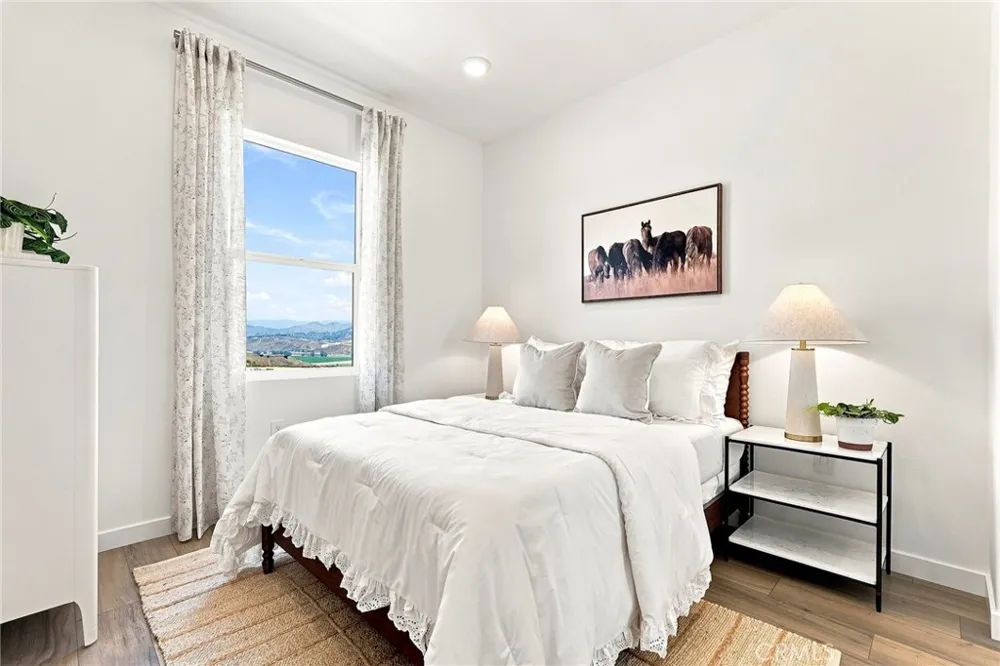 27604 Bareroot Place Valencia, CA 91381
