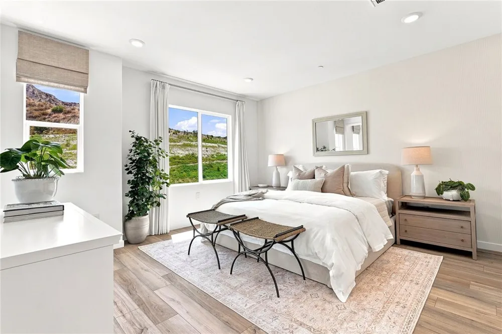 27604 Barefoot Place Valencia, CA 91381