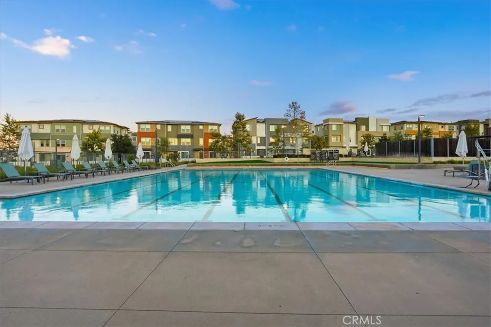 27604 Bareroot Place Valencia, CA 91381
