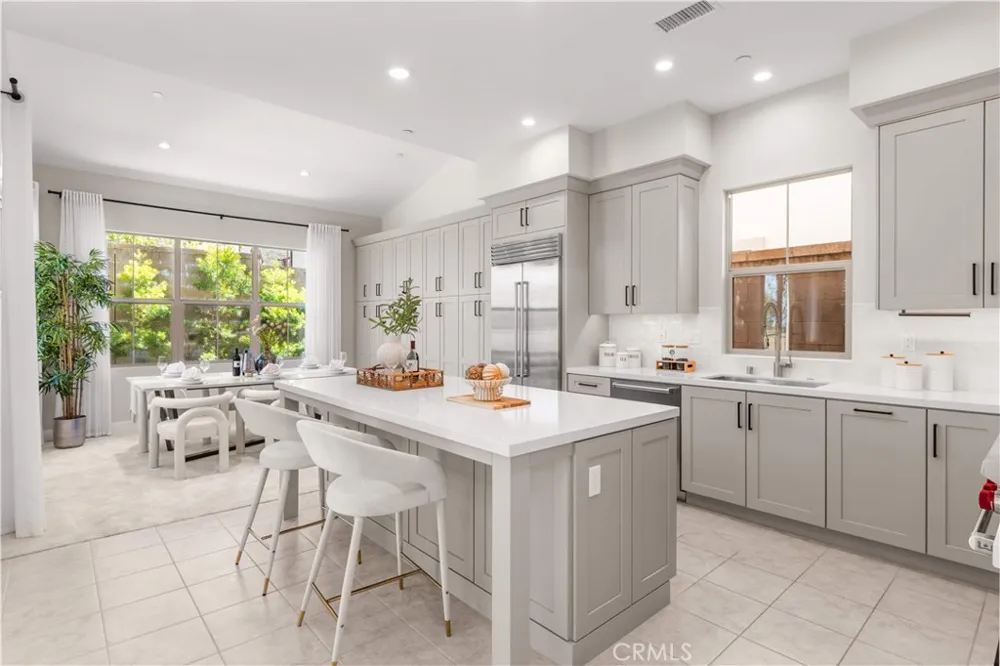 147 Fairgreen Irvine, CA 92618