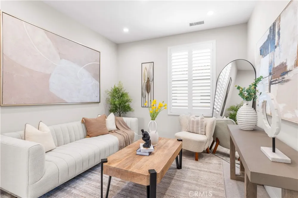 147 Fairgreen Irvine, CA 92618