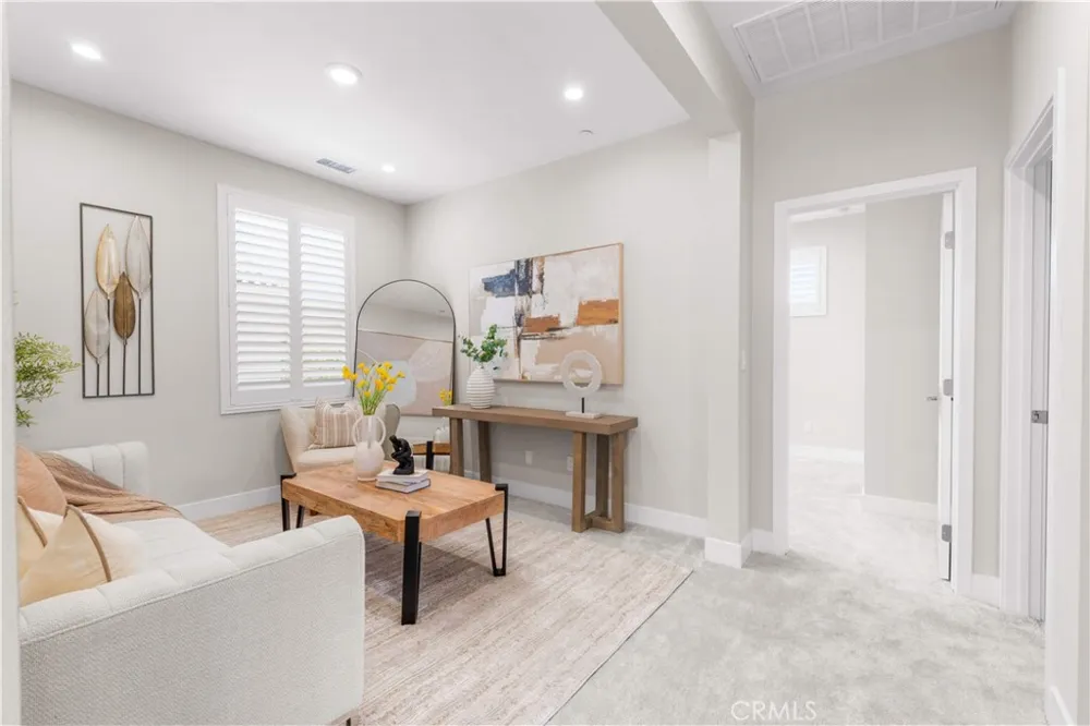 147 Fairgreen Irvine, CA 92618