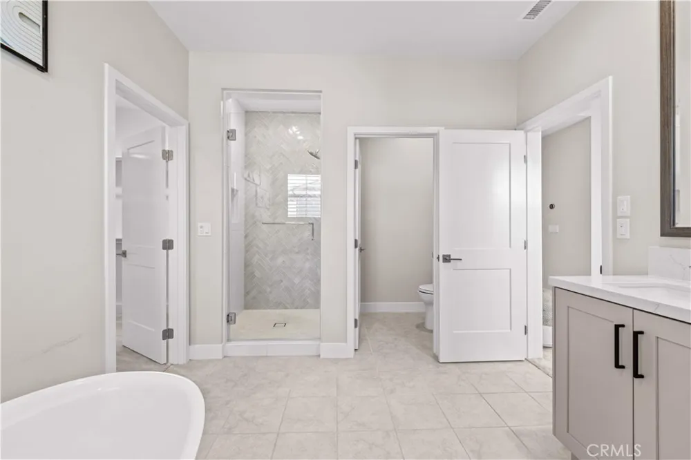 147 Fairgreen Irvine, CA 92618