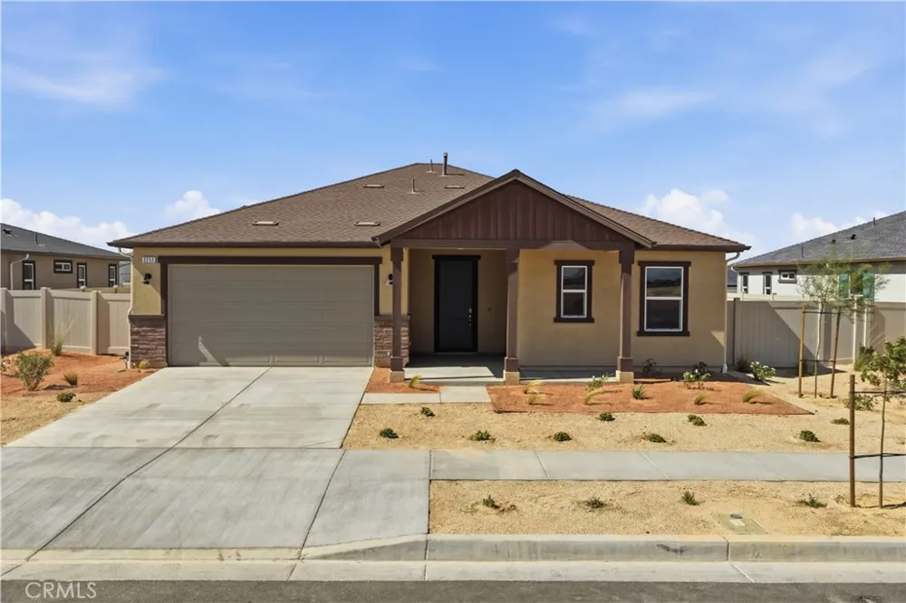 3253 E Avenue J-4 Lancaster, CA 93535