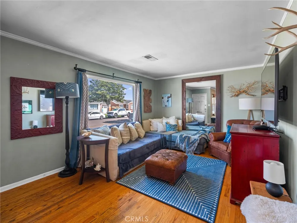 5442 W 122nd Hawthorne, CA 90250