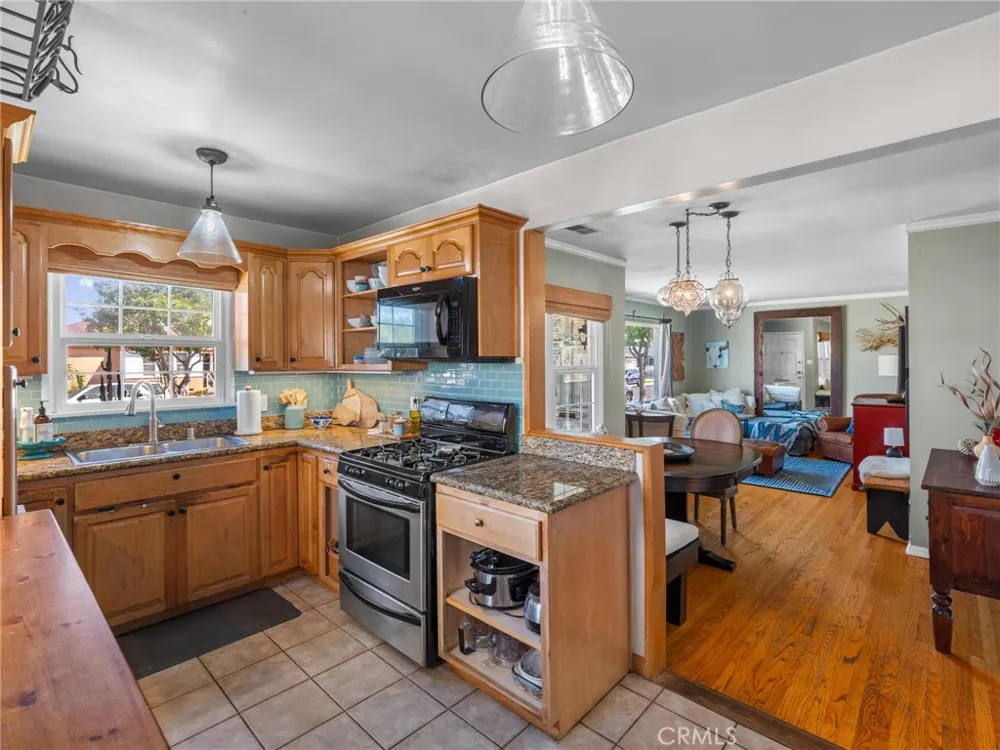 5442 W 122nd Hawthorne, CA 90250