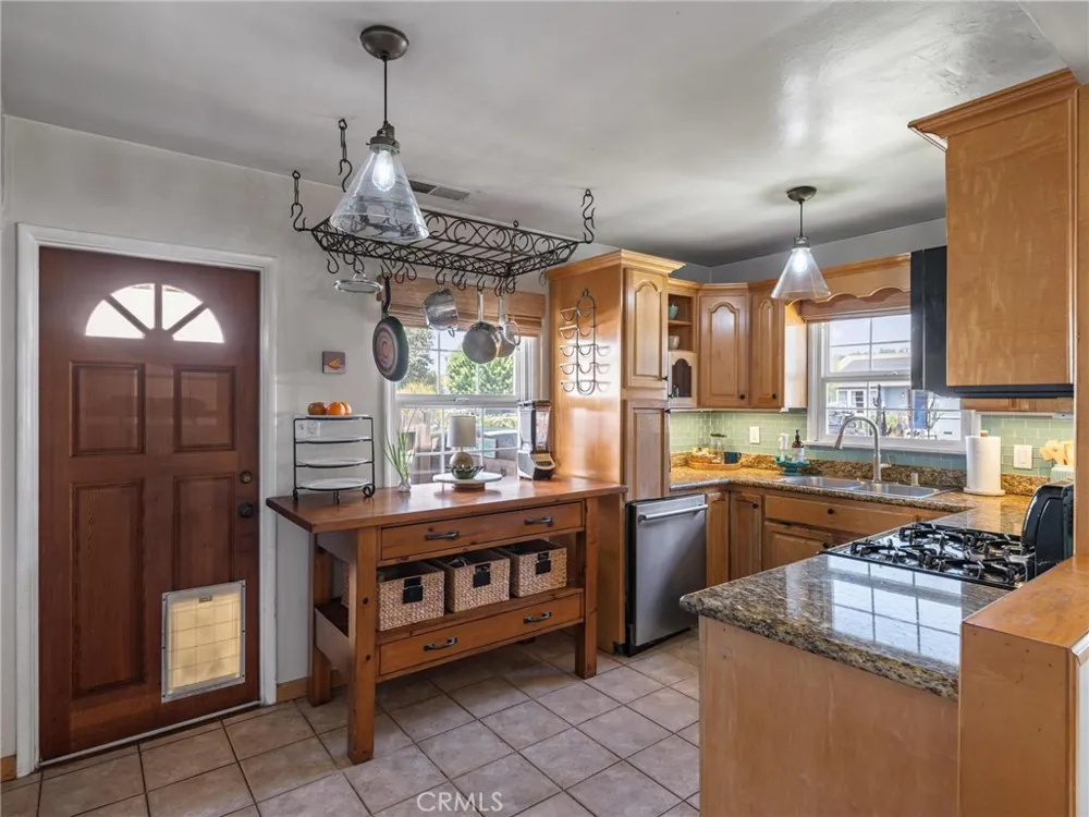 5442 W 122nd Hawthorne, CA 90250