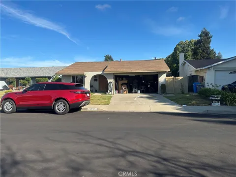 3239 Santa Paula