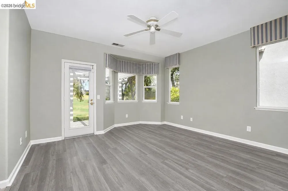 2031 Saint Andrews Dr Rio Vista, CA 94571