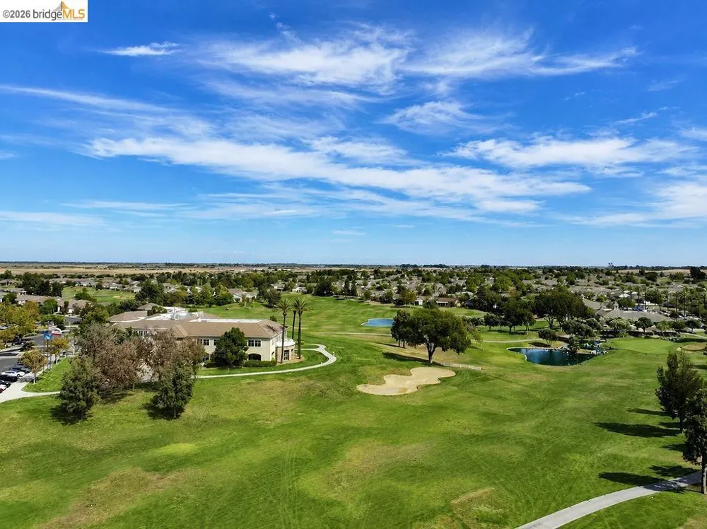 2031 Saint Andrews Dr Rio Vista, CA 94571