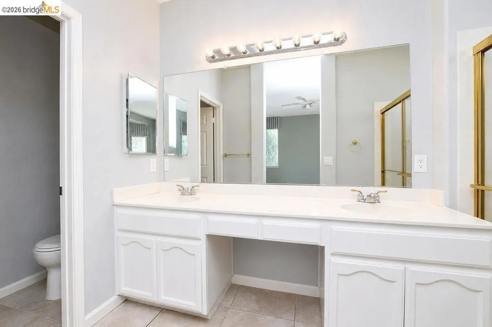 2031 Saint Andrews Dr Rio Vista, CA 94571