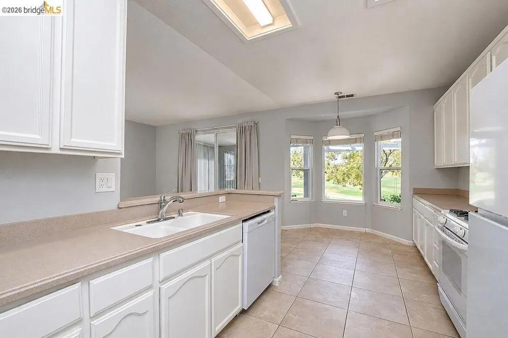 2031 Saint Andrews Dr Rio Vista, CA 94571
