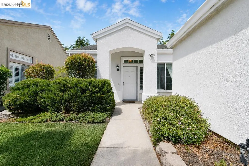 2031 Saint Andrews Dr Rio Vista, CA 94571
