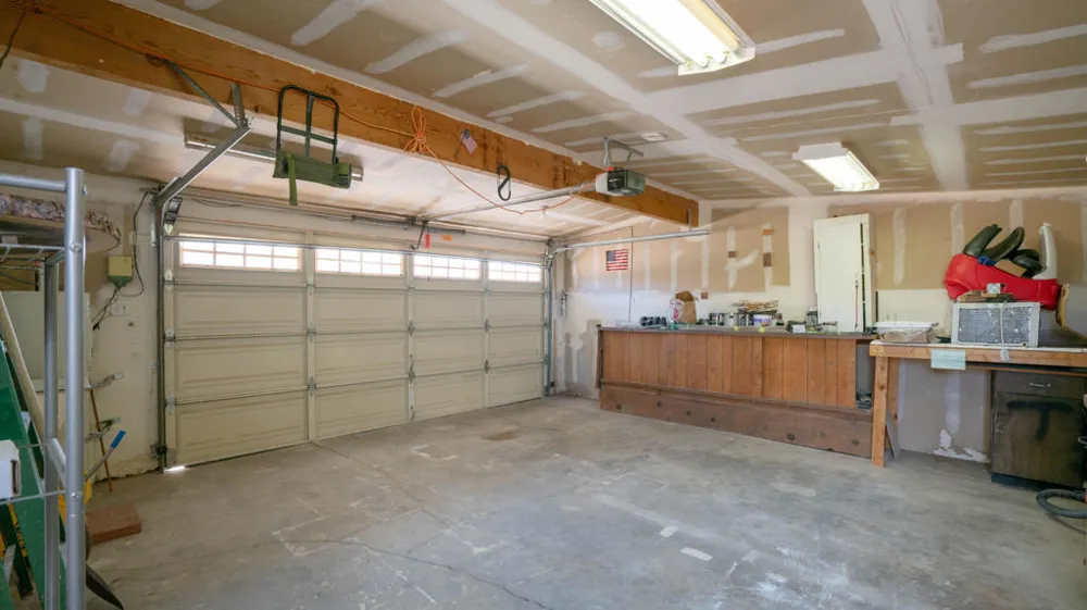 6637 Galleta Avenue 29 Palms, CA 92277