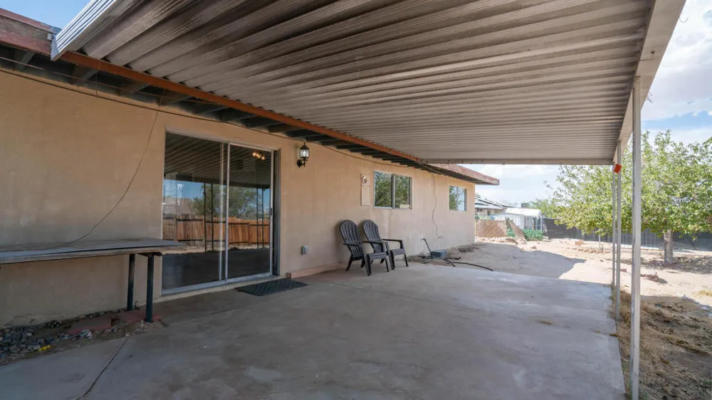 6637 Galleta Avenue 29 Palms, CA 92277