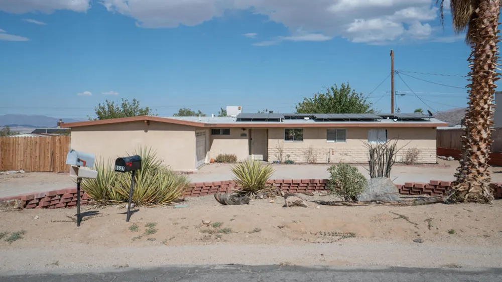 6637 Galleta Avenue 29 Palms, CA 92277