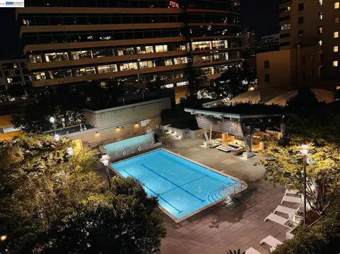 38 Almaden Blvd ##608