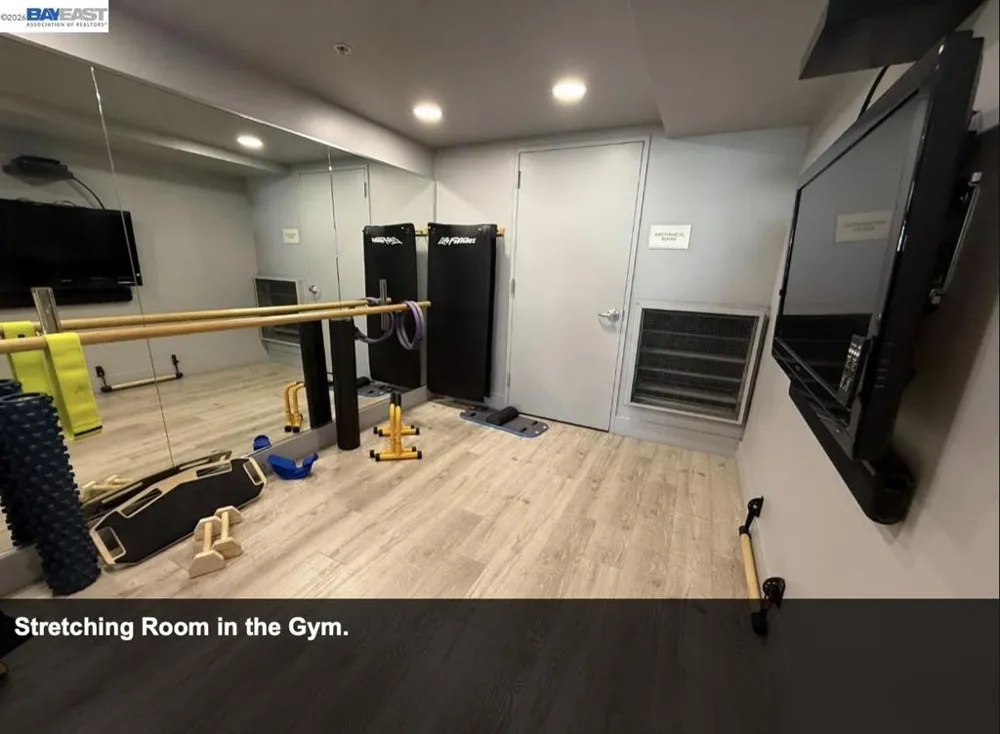 38 Almaden Blvd ##608 San Jose, CA 95110