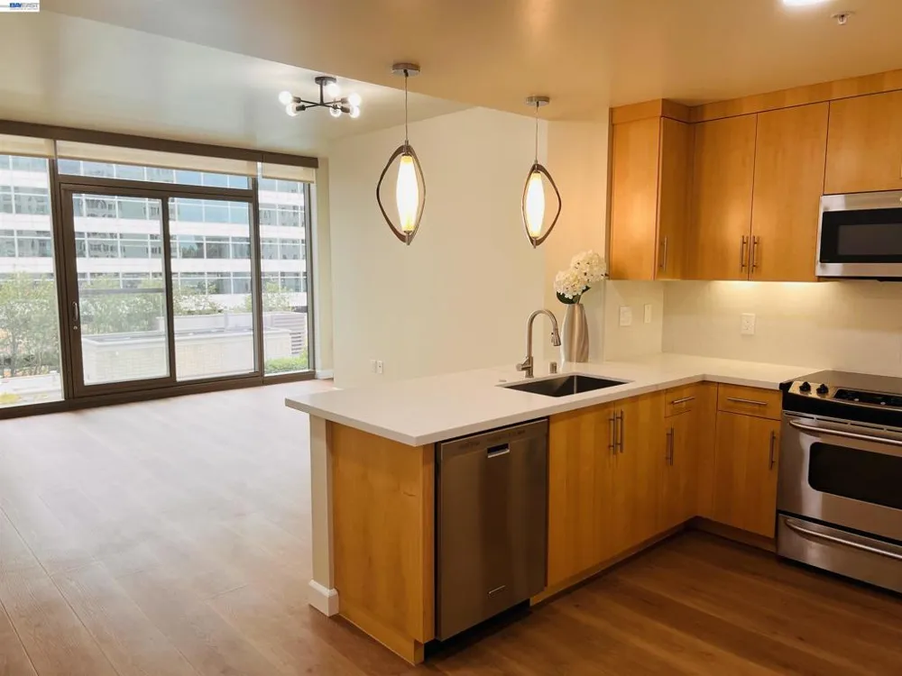 38 Almaden Blvd ##608 San Jose, CA 95110