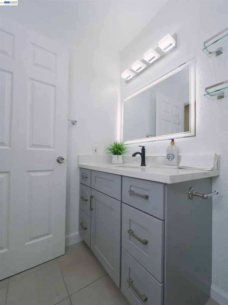 20 Yale Ct San Ramon, CA 94583