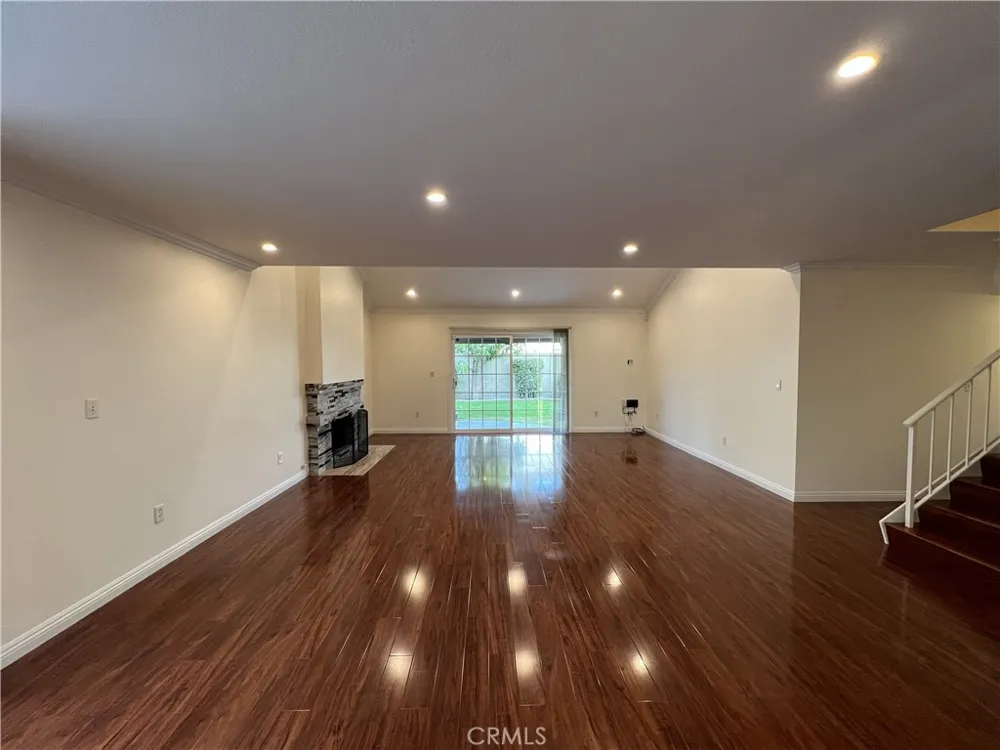 19104 Stefani Cerritos, CA 90703