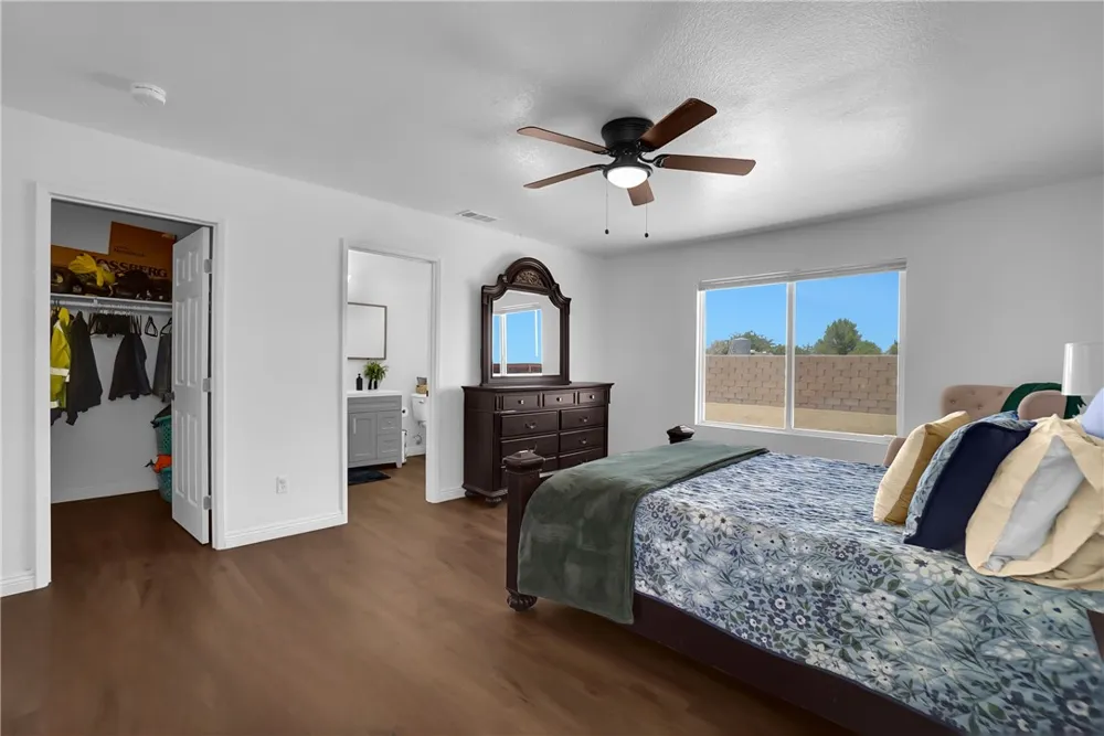 15336 Ross Drive Adelanto, CA 92301