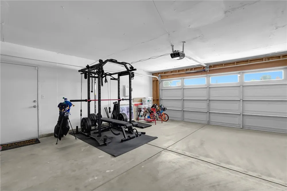15336 Ross Drive Adelanto, CA 92301