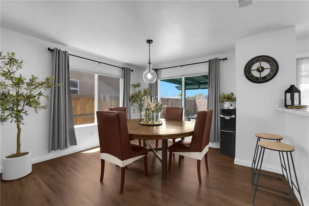 15336 Ross Drive Adelanto, CA 92301