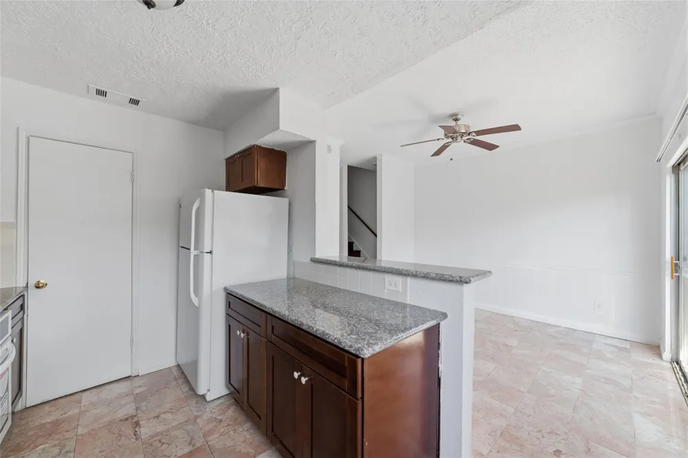 7700 Creekbend Drive #70 Houston, TX 77071