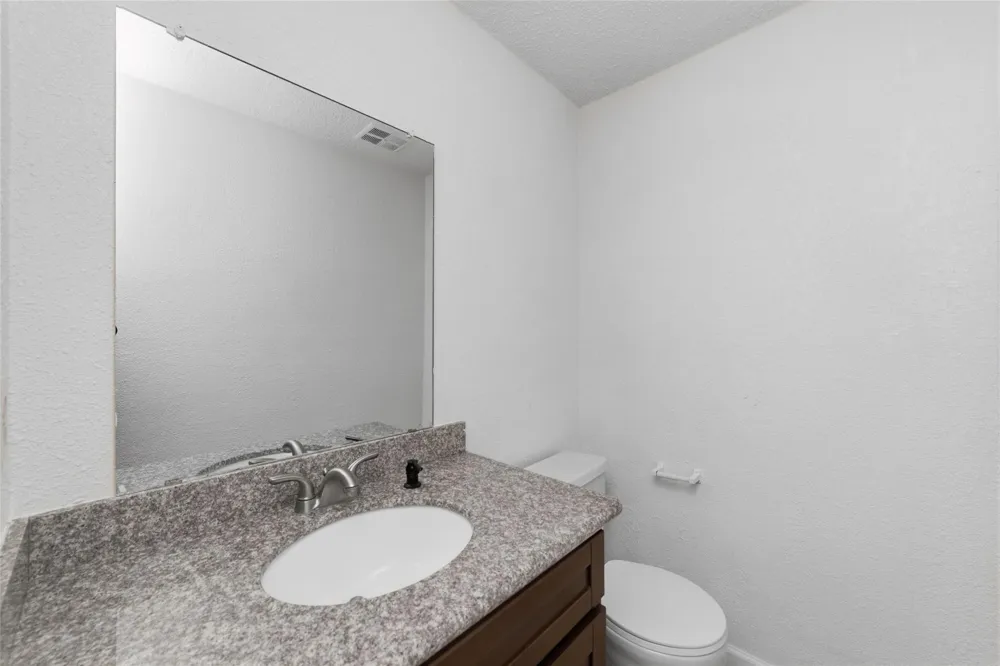 7700 Creekbend Drive #70 Houston, TX 77071