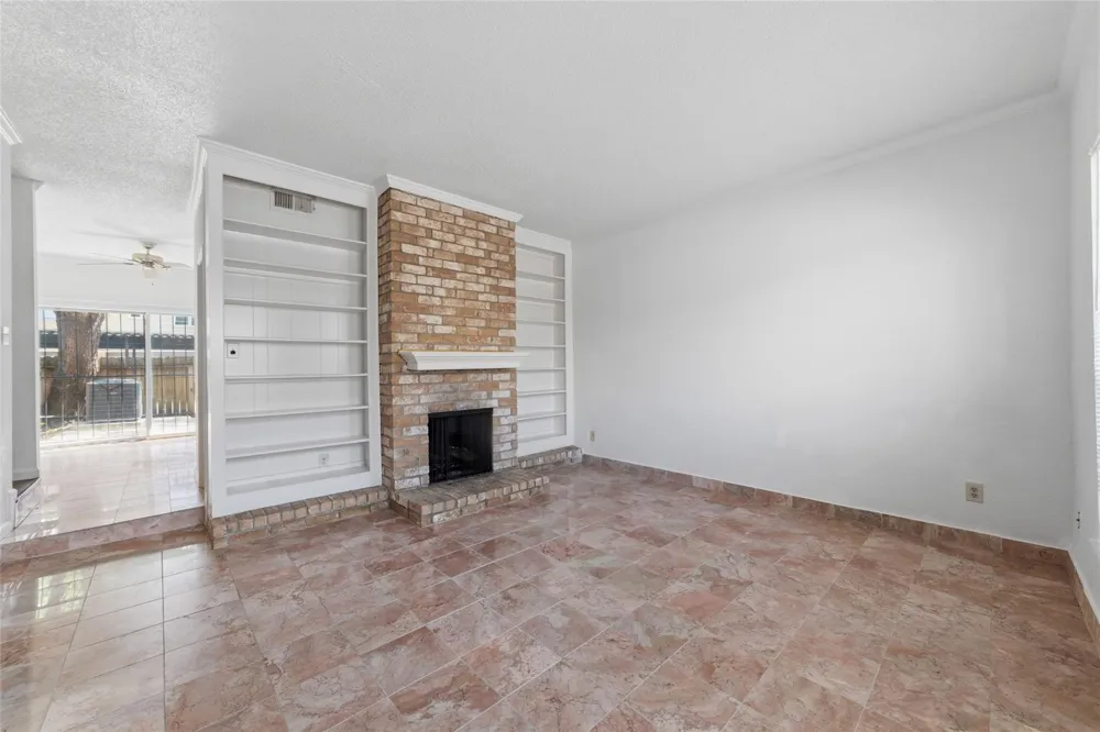 7700 Creekbend Drive #70 Houston, TX 77071