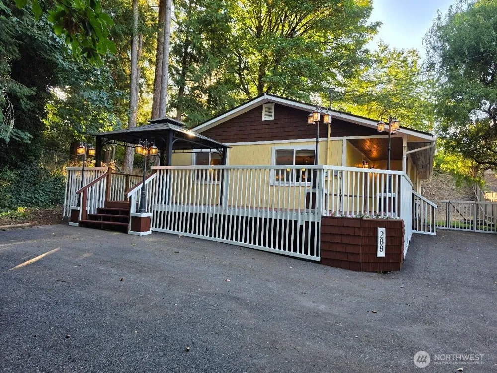 288 Decatur Avenue Port Orchard, WA 98366