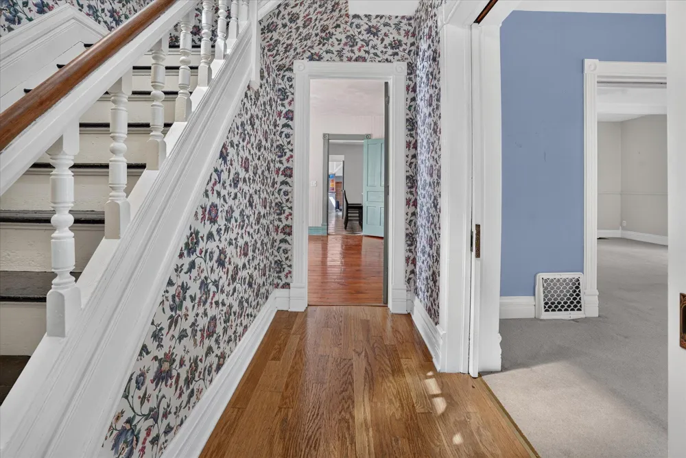 217 Grand Street Marshall City, MI 49068