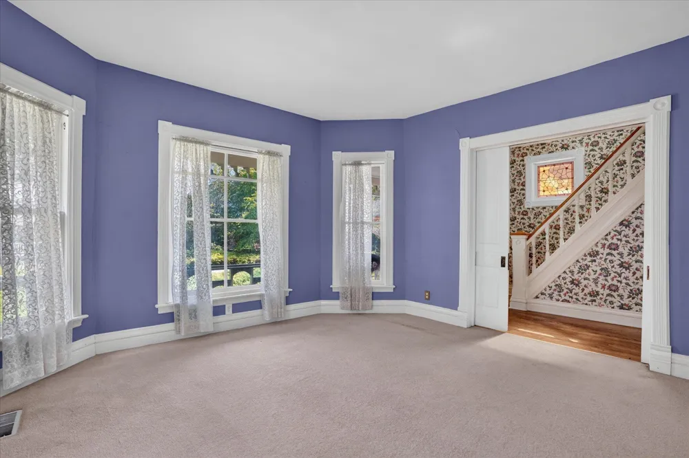 217 Grand Street Marshall City, MI 49068