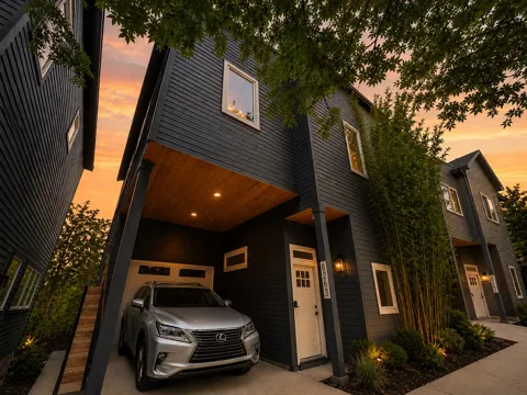 826 Morrow Street #3