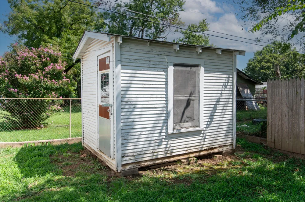 2812 W 37th Place Tulsa, OK 74107