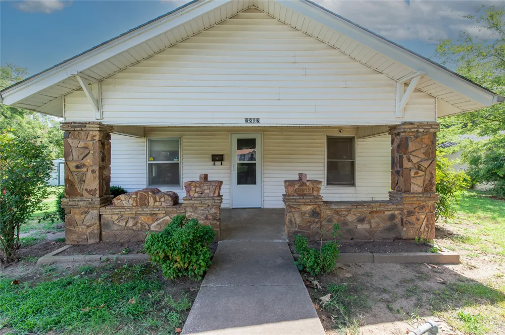 2812 W 37th Place Tulsa, OK 74107