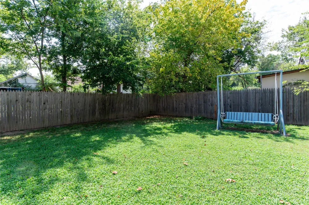 2812 W 37th Place Tulsa, OK 74107