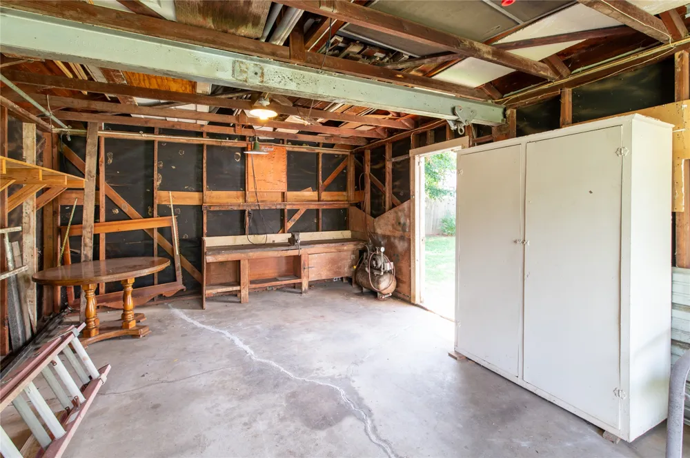 2812 W 37th Place Tulsa, OK 74107