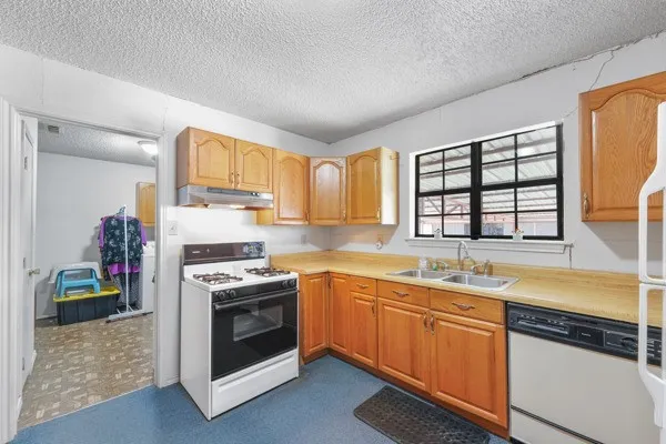7140 County Road 146 Kaufman, TX 75142