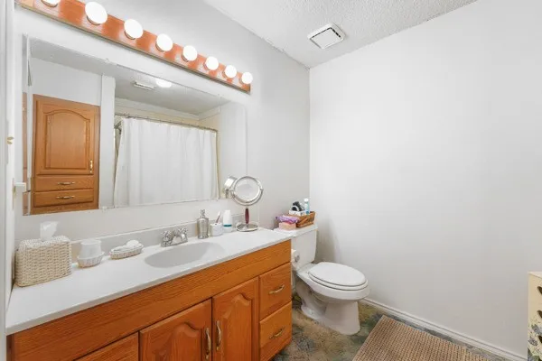 7140 County Road 146 Kaufman, TX 75142