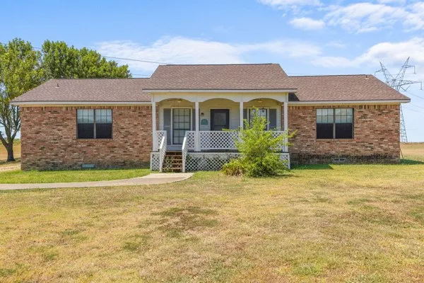 7140 County Road 146 Kaufman, TX 75142