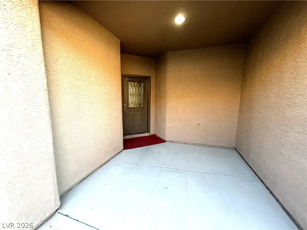 4205 Gliding Gulls Avenue North Las Vegas, NV 89084